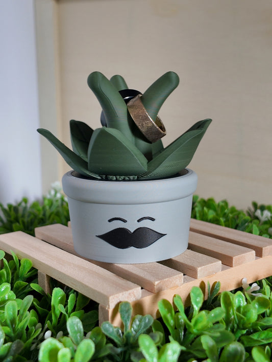 The Frond - Ring Holder