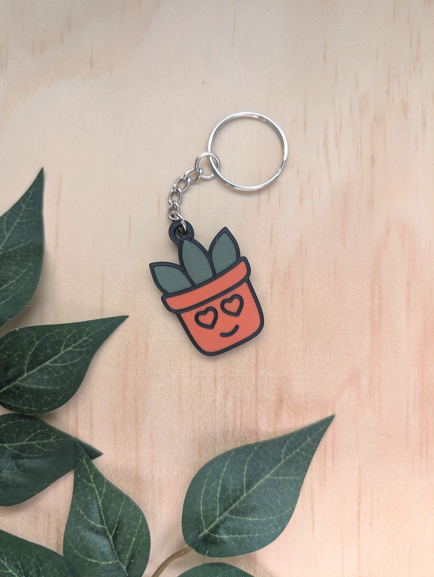 Heart Eyes Plantmoji Keychain